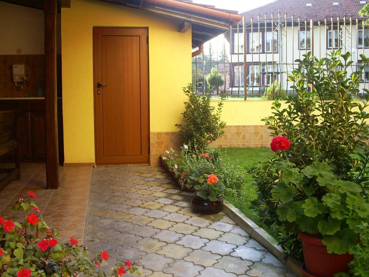 Къща За Гости Фантазия Tryavna Bagian luar foto