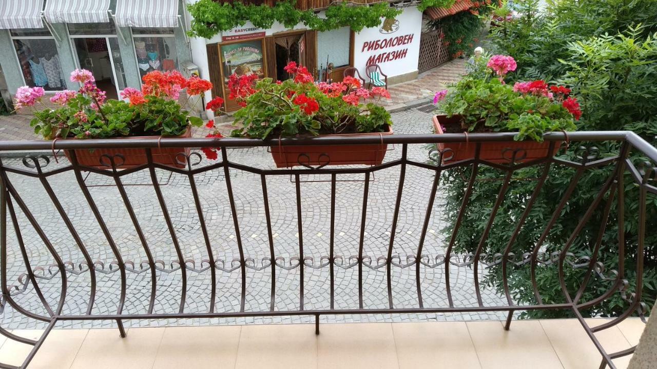 Къща За Гости Фантазия Tryavna Bagian luar foto