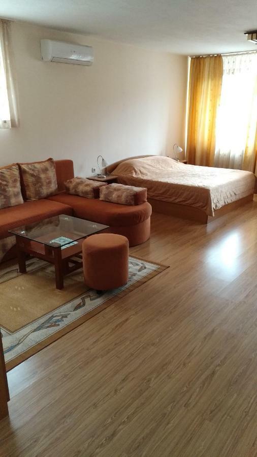 Къща За Гости Фантазия Tryavna Bagian luar foto
