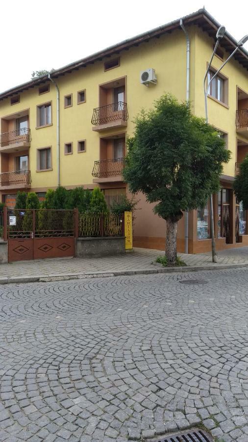 Къща За Гости Фантазия Tryavna Bagian luar foto